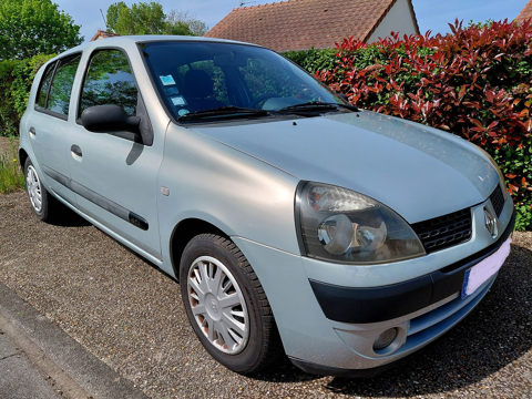 Renault Clio III Clio 1.5 dCi 70 Confort Pack Clim Expression 2004 occasion Mirambeau 17150