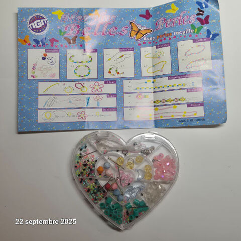 Kit de bricolage pour enfants  avec des perles et des rocail 1 Saumur (49)