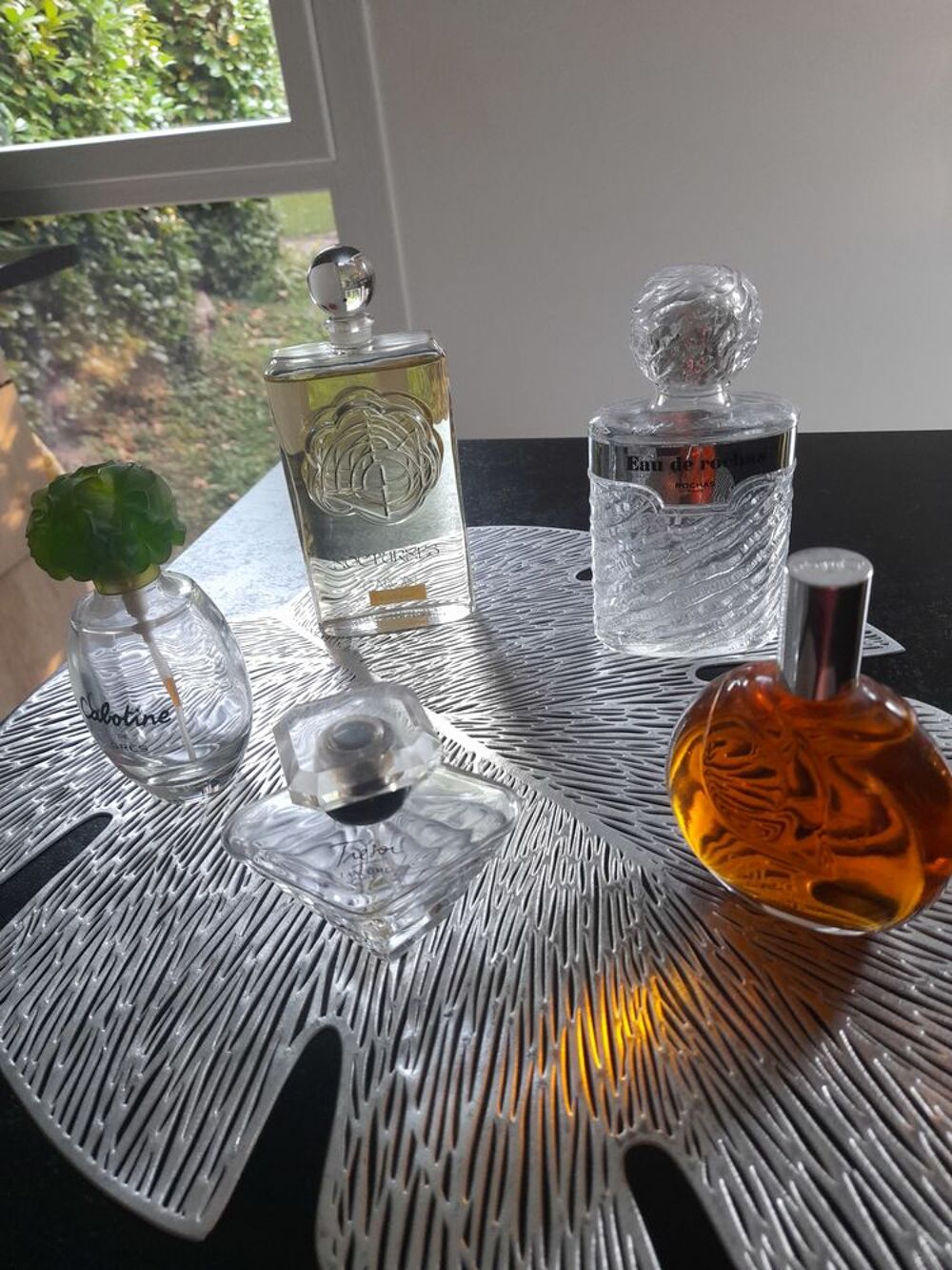Flacons de parfum vide 