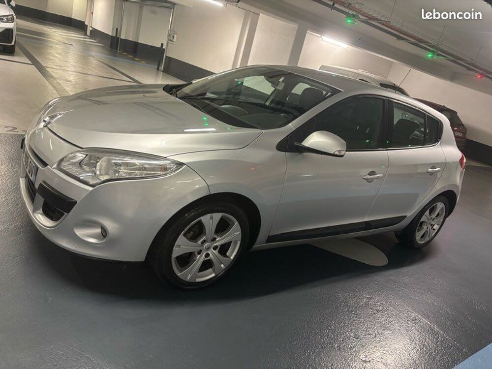 M&eacute;gane III 2.0 16V 140 Privil&egrave;ge CVT 2009 occasion 92500 Rueil-Malmaison