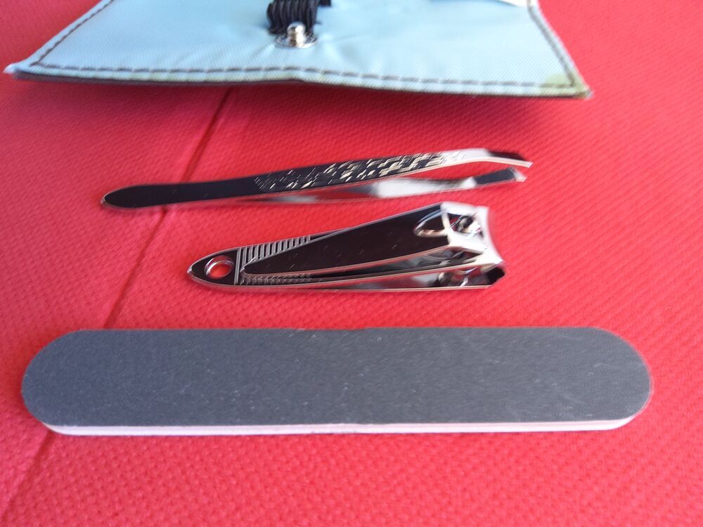 Mini trousse &agrave; ongles Daniel HECHTER Bricolage