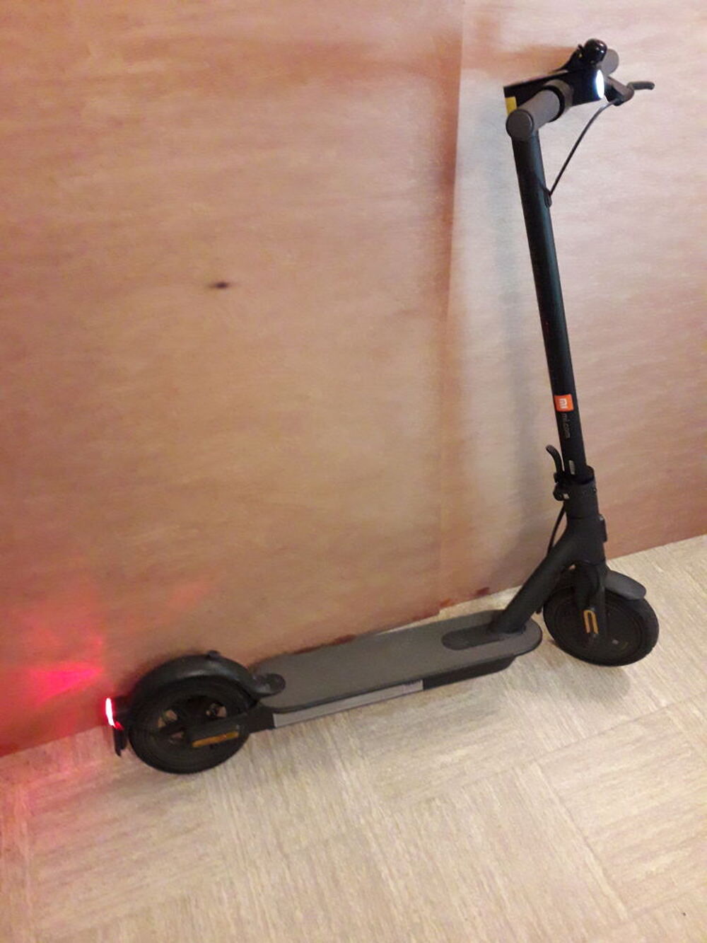 Trottinette &eacute;lectrique Sports