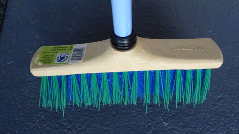 Balai cantonnier 4 Vannes (56)