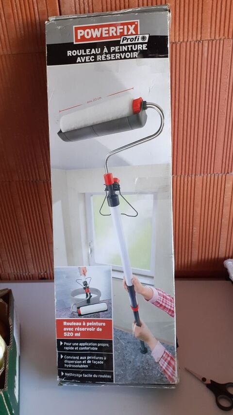 Rouleau de peinture rechargeable avec réservoir 500 ml - Pow 10 Andoins (64)