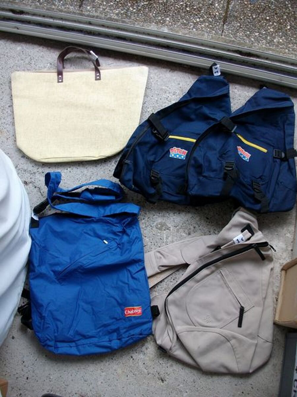SACS Bandouli&egrave;re de 0,30 € &agrave; 7 € Maroquinerie