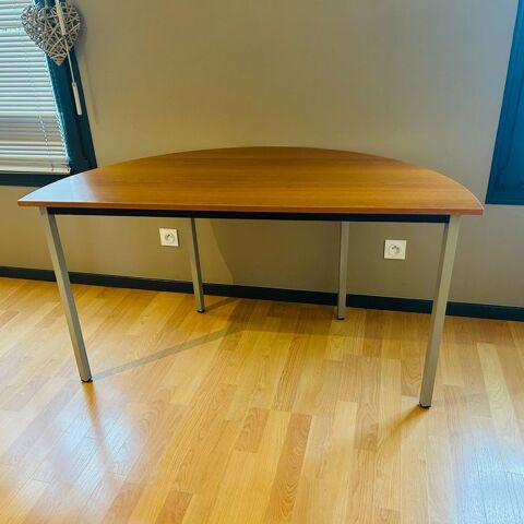 Table de r�union 40 Miserey-Salines (25)