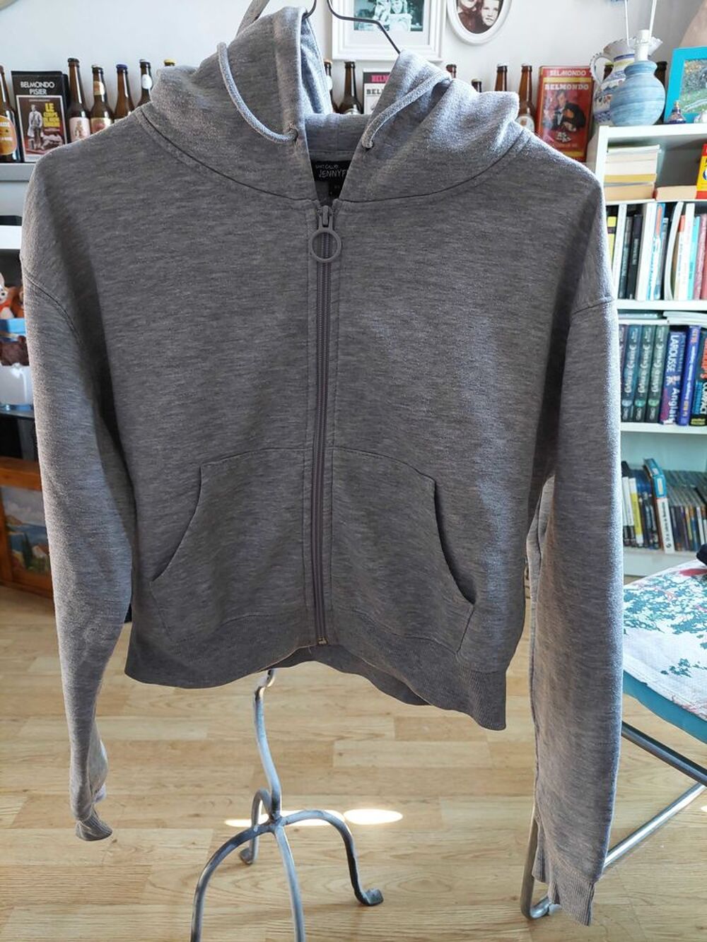 Sweat capuche taille XS Vêtements