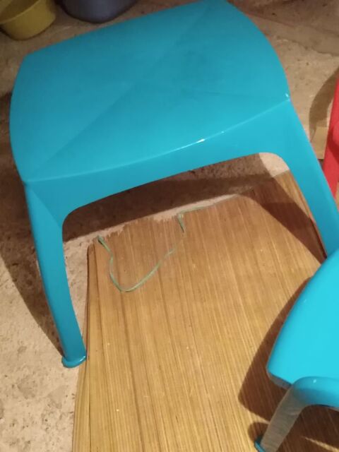 Table et chaises jardin enfants 20 Beaumont-de-Pertuis (84)