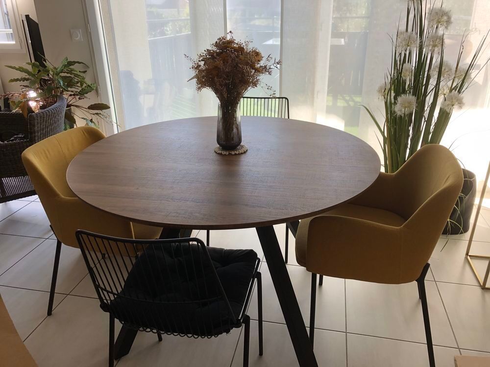 table ronde diam&egrave;tre 120 cm Meubles