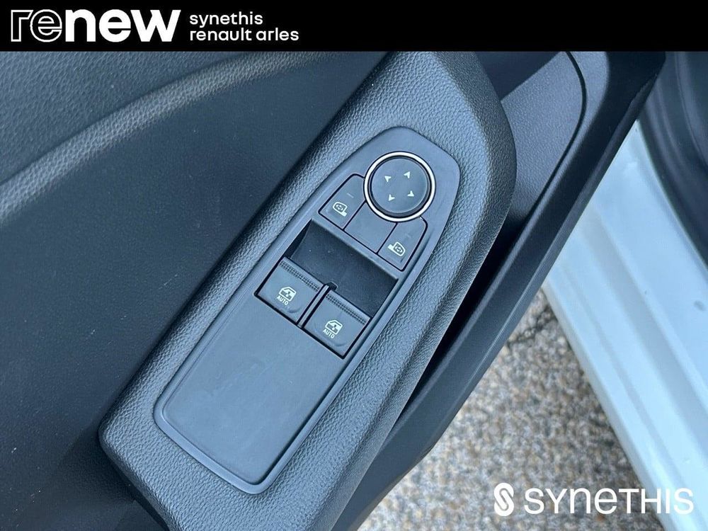 Clio V CLIO SOCIETE TCE 90 - 21N BUSINESS REVERSIBLE 2021 occasion 13200 Arles