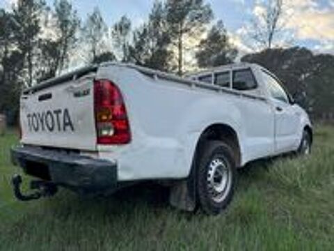 Hilux 2 Roues Motrices Pick-up 2.5L D4D 2WD King cab 120ch 2008 occasion 83830 Bargemon