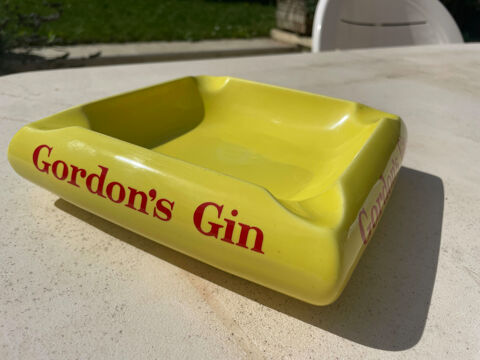 Cendrier GORDON'S GIN Porcelaine GIEN nickel 55 Vigneux-sur-Seine (91)