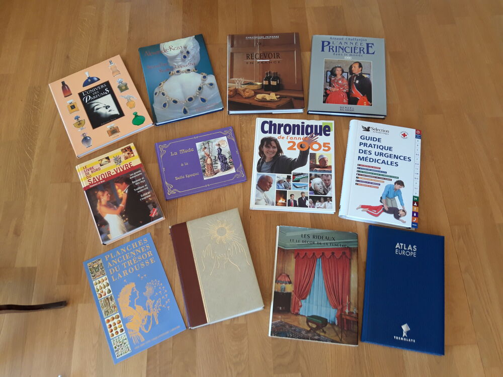 Livres : Culture, Savoir Vivre, Recevoir, Parfums,Bijoux... Livres et BD