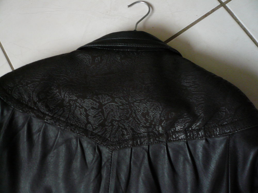Veste en cuir femme T44 Vêtements