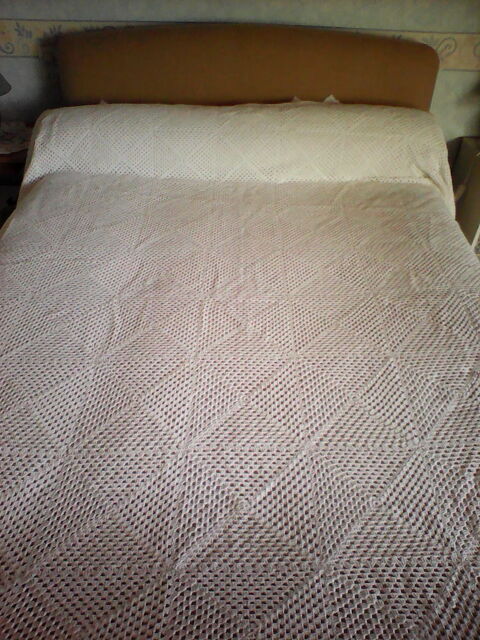 couvre lit crochet fait main 50 Plouigneau (29)