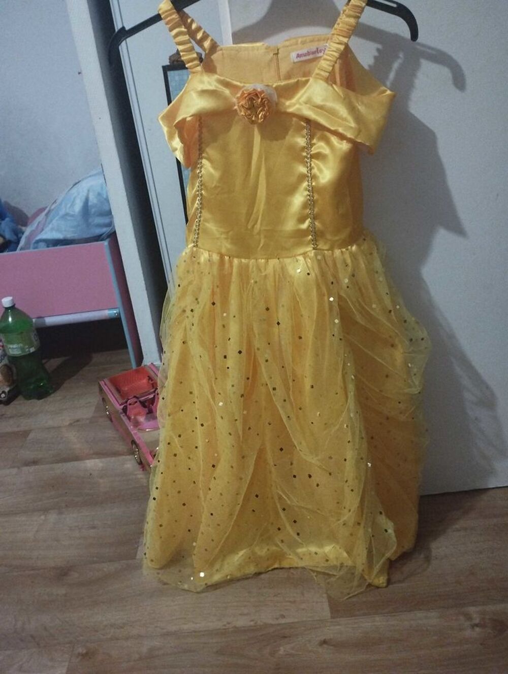costume de la belle Vtements enfants
