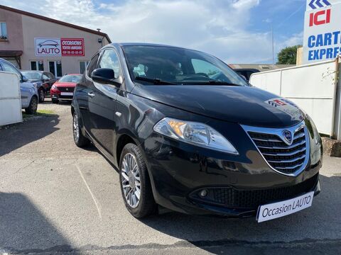 Lancia Ypsilon 1.2 8v 69 ch Stop&Start Black & Red 2012 occasion Les Essarts-le-Roi 78690