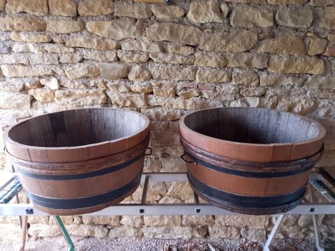  Tonneaux chene  
90 Charolles (71)