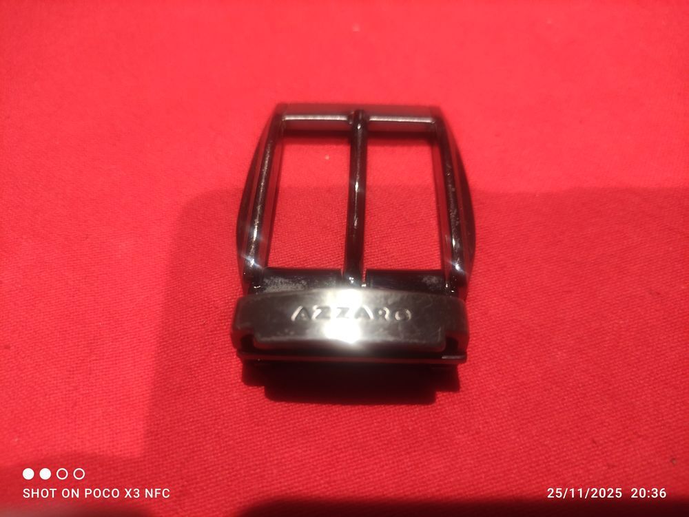 Boucle de ceinture Azzaro Vêtements