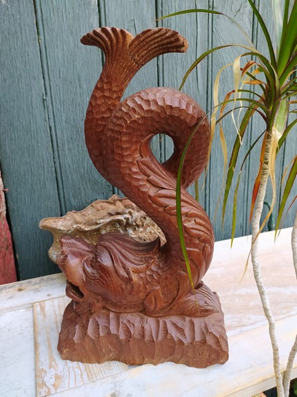 Sculpture Poisson Dauphin de Neptune Acanthe Bois Sculpt&eacute; Décoration