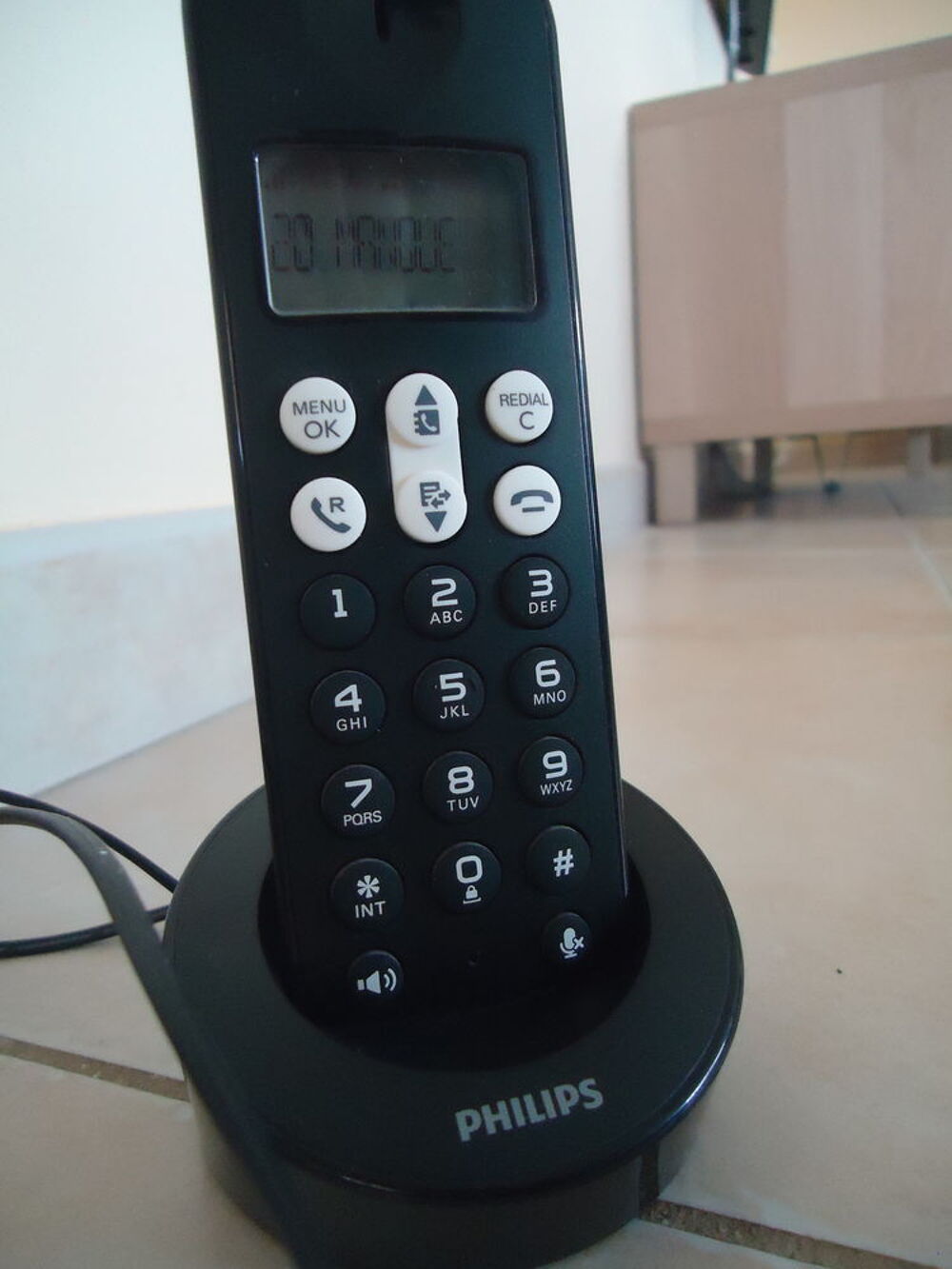 T&eacute;l&eacute;phone PHILIPS D121 complet compatible BOX ADSL ..TBE Téléphones et tablettes