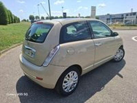 Ypsilon 1.4 8v 77 Oro 2007 occasion 69320 Feyzin