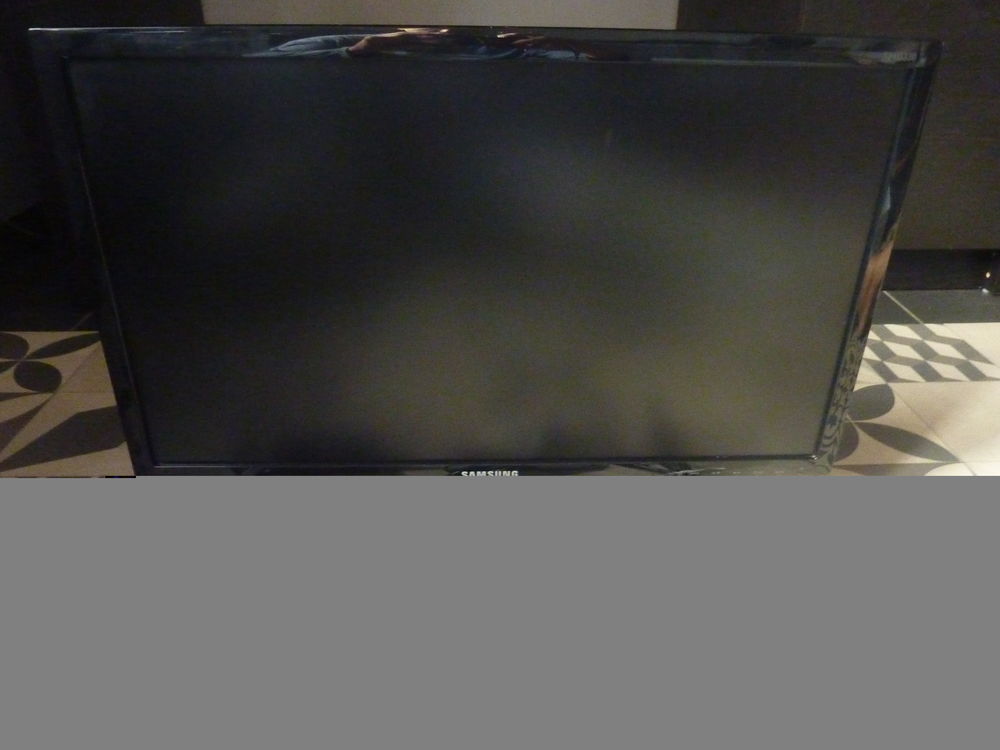 &Eacute;cran Samsung S24D330H 24 Pouces Matériel informatique