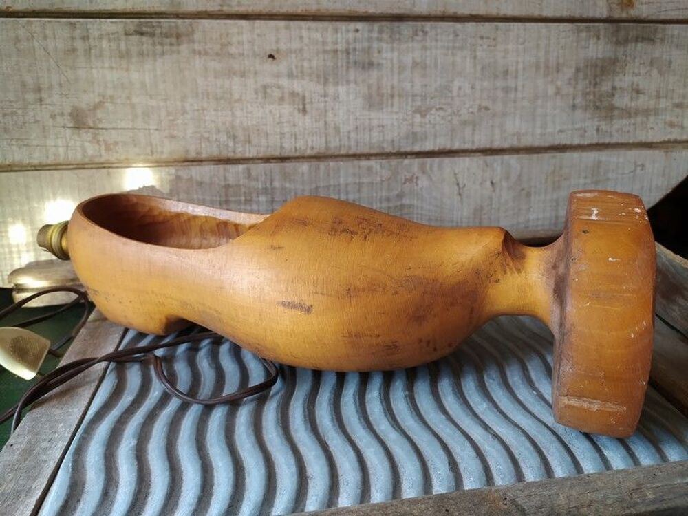 Lampe Sabot Sculpt&eacute; Bois Travail de Sabotier Art Populaire Décoration