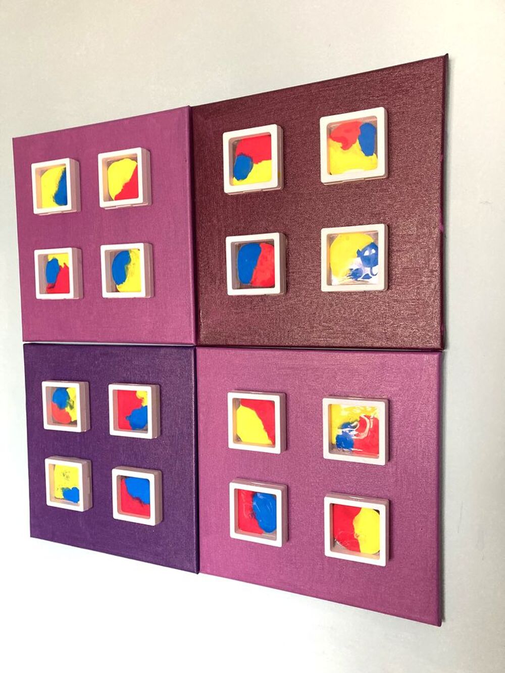 Tableau abstrait en relief. Décoration