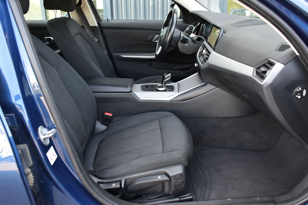S&eacute;rie 3 Touring 318d 150 ch BVA8 Lounge 2022 occasion 56300 Pontivy