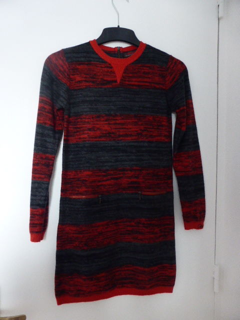 CATIMINI robe bleu rouge noire angora 10 ans 10 Rueil-Malmaison (92)