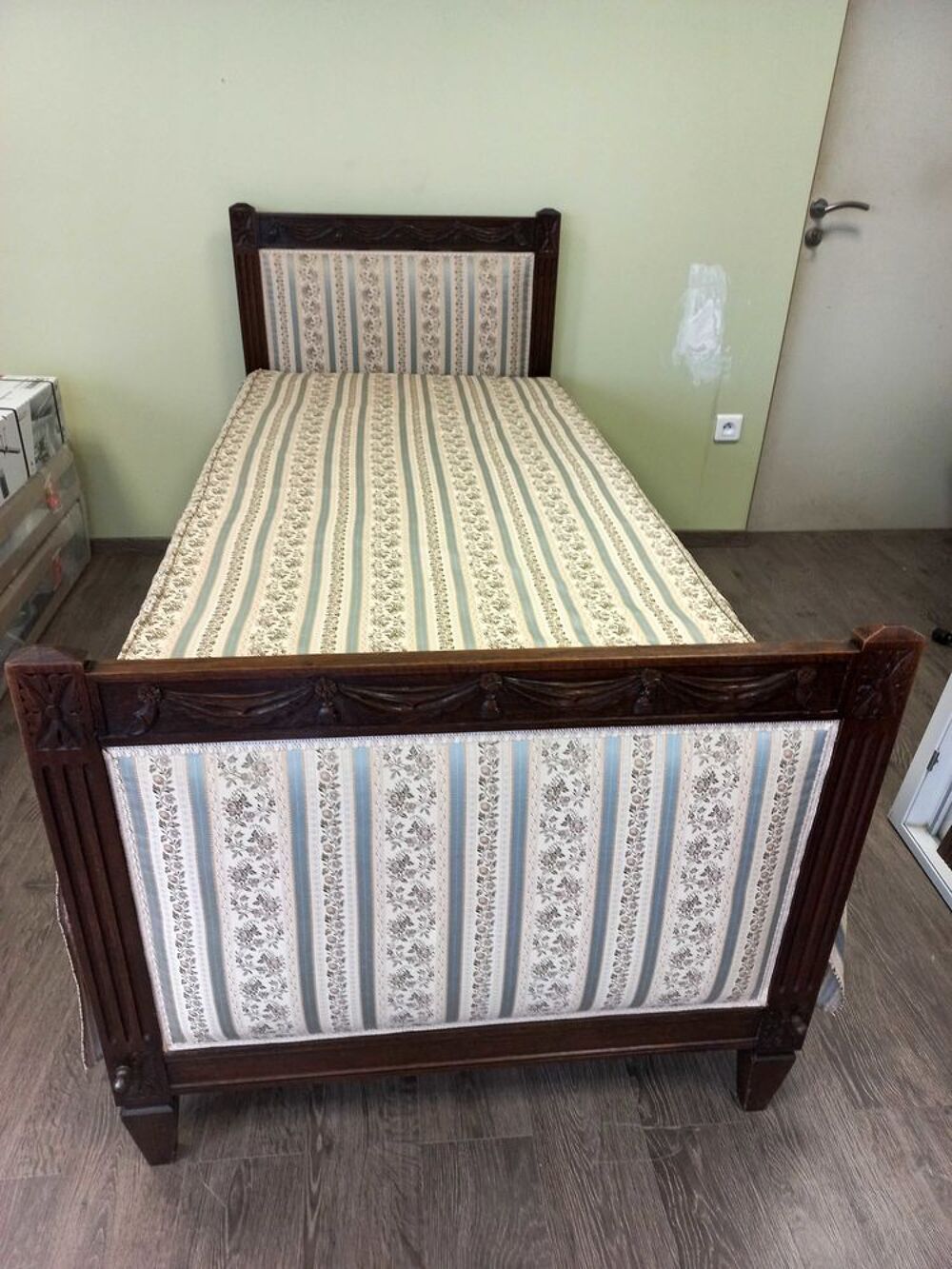 LIT DIRECTOIRE Meubles