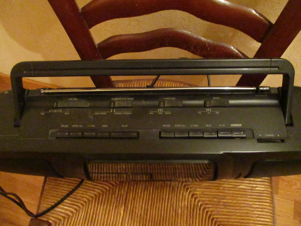Auto radio SUNKAI RCS 5600 ann&eacute;e 1980 Audio et hifi