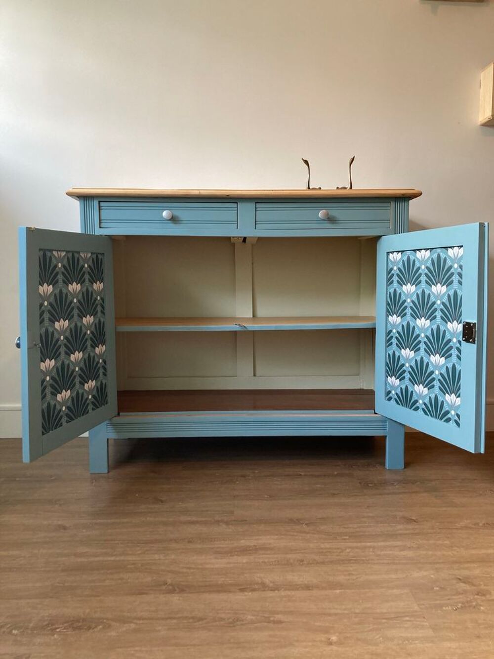 buffet r&eacute;nov&eacute; Meubles