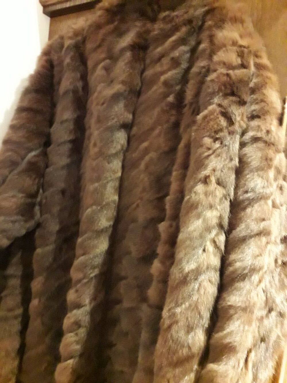 manteau long vison . Vêtements