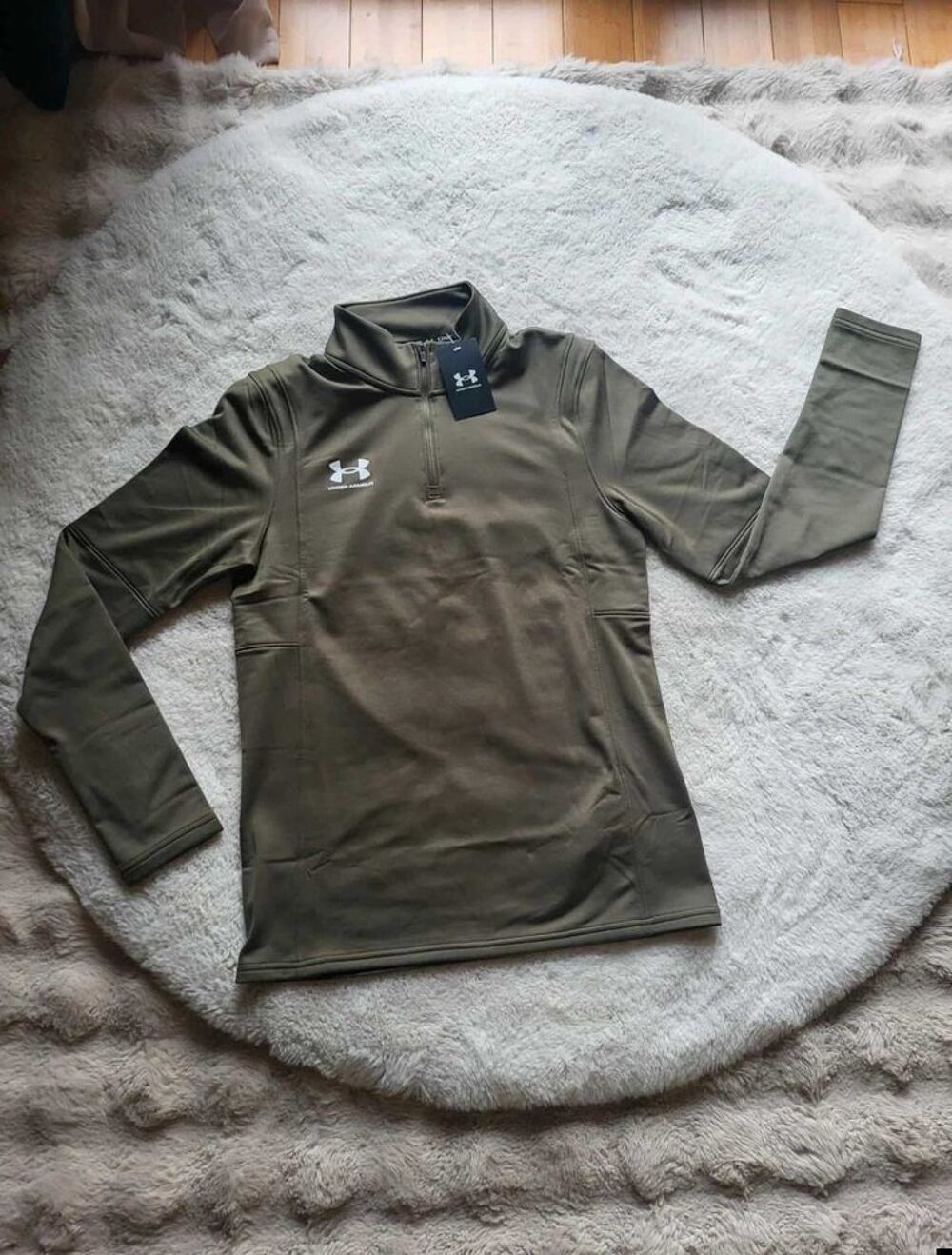 sweat+under+amour+Vert+kaki Vêtements