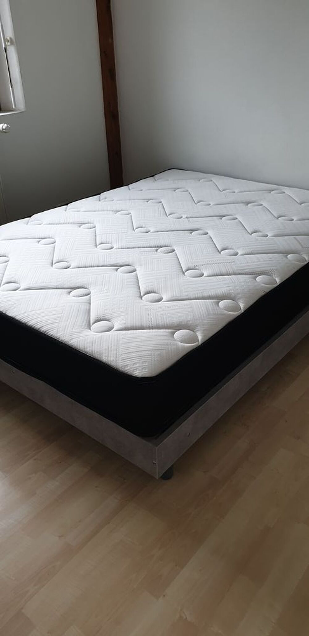 lit Decokit et son matelas Electroménager