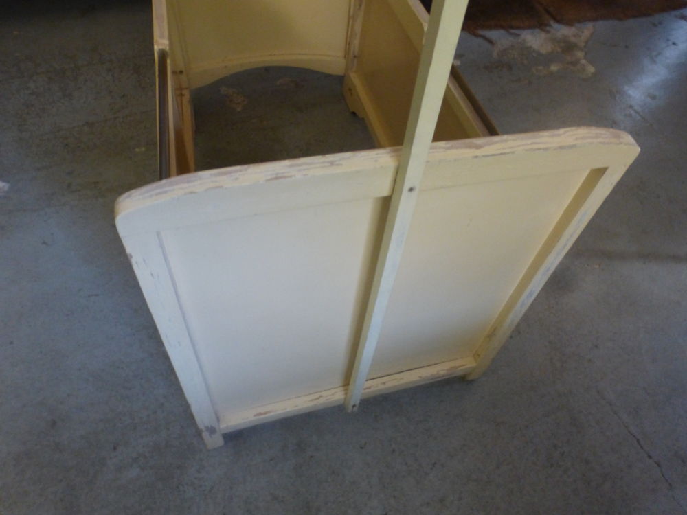Lit enfant en bois d&eacute;montable Mobilier enfants