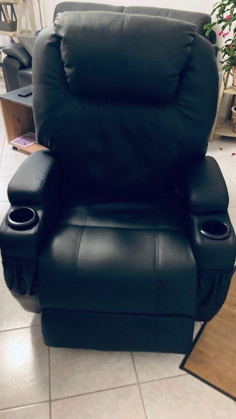 Fauteuil relaxant 300 Saint-Nazaire (44)