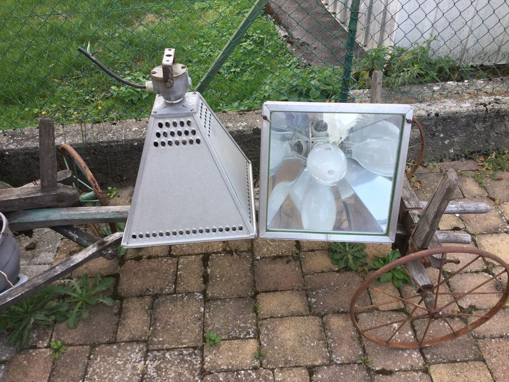  lampe industriel ancienne 