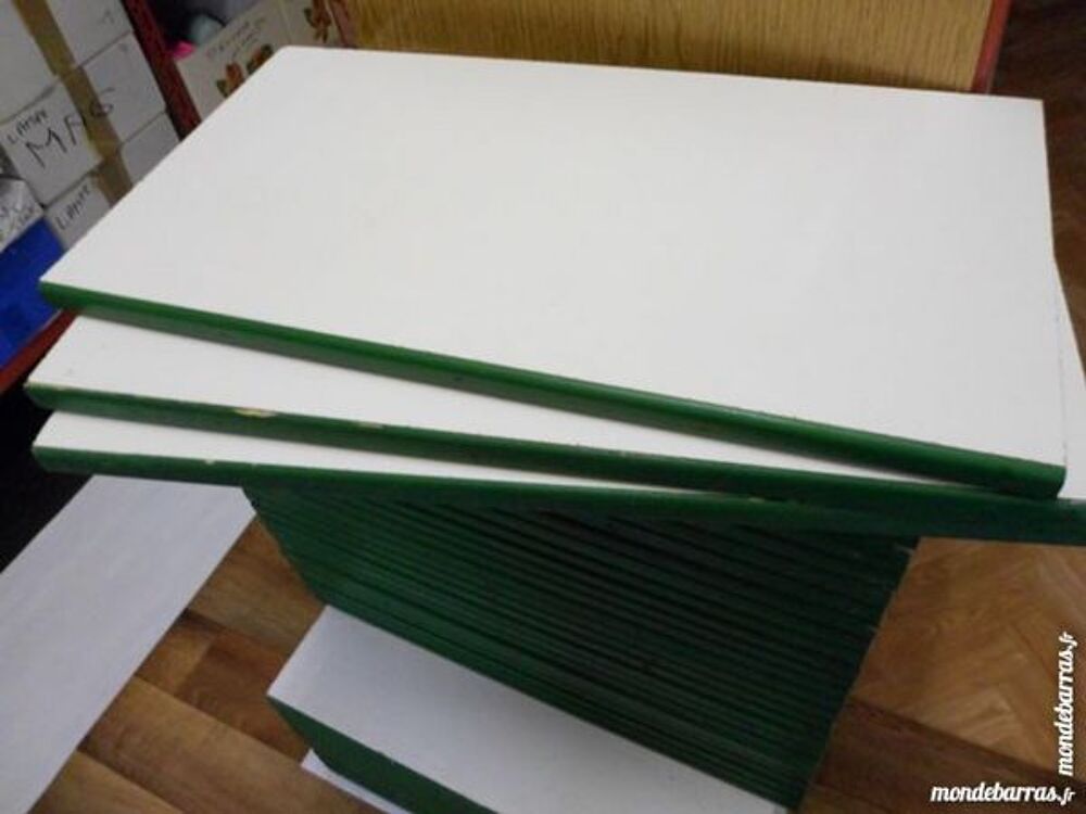 STOCK D ETAGERES BOIS DESSUS STRATIFIE LONGUEUR 50CM Bricolage