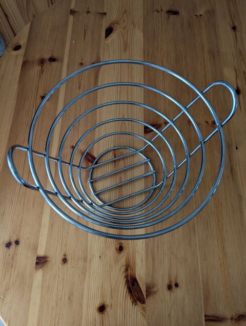 coupe  fruits inox 8 Courthzon (84)