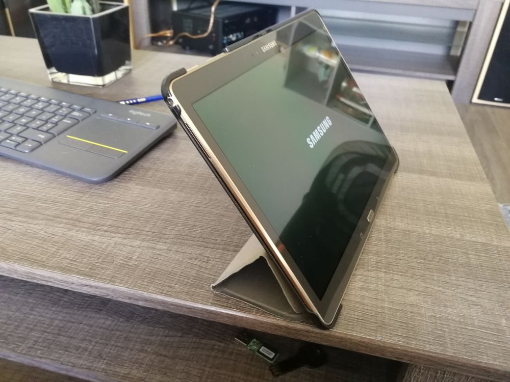 Galaxy tab S 10.5 T�l�phones et tablettes