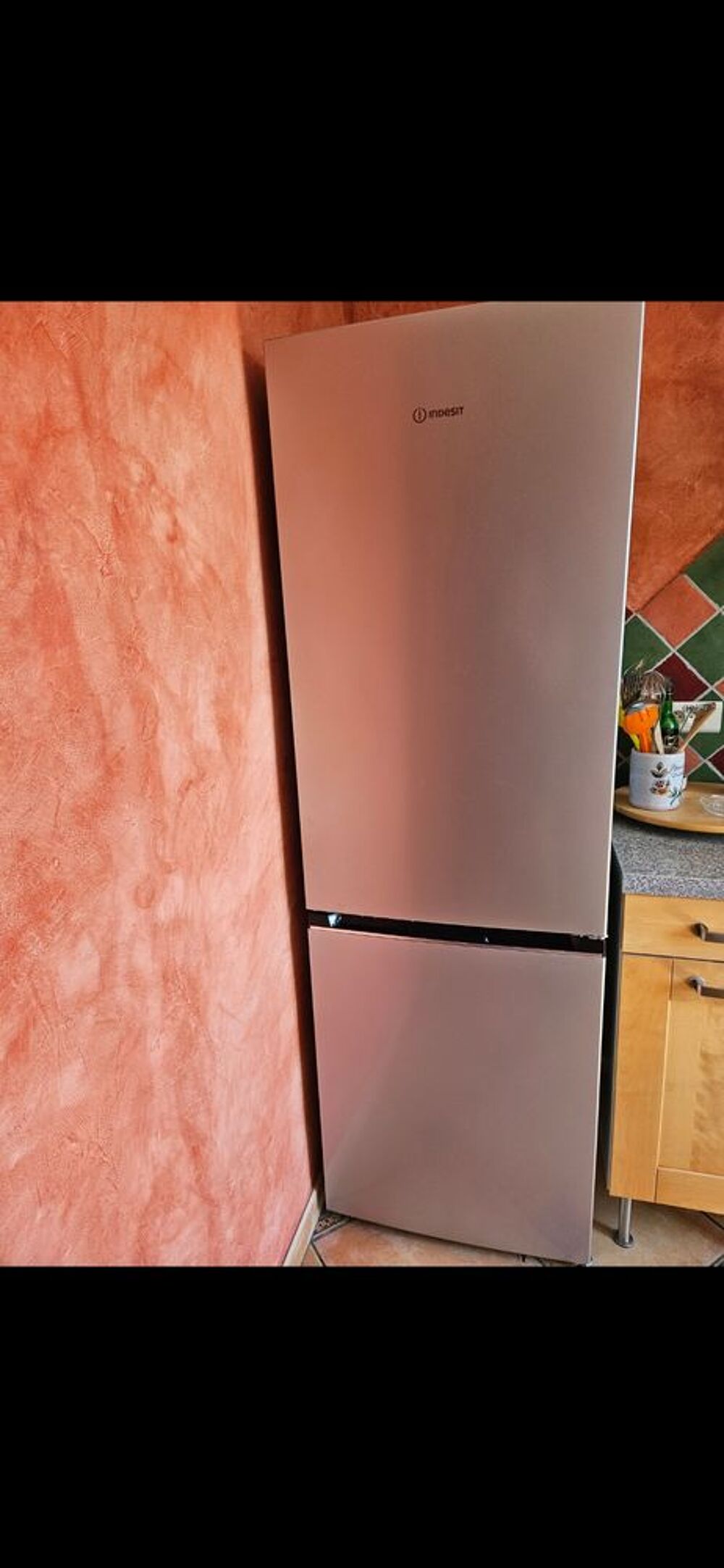 Combin&eacute; Refrigerateur et cong&eacute;lateur INDESIT Electroménager
