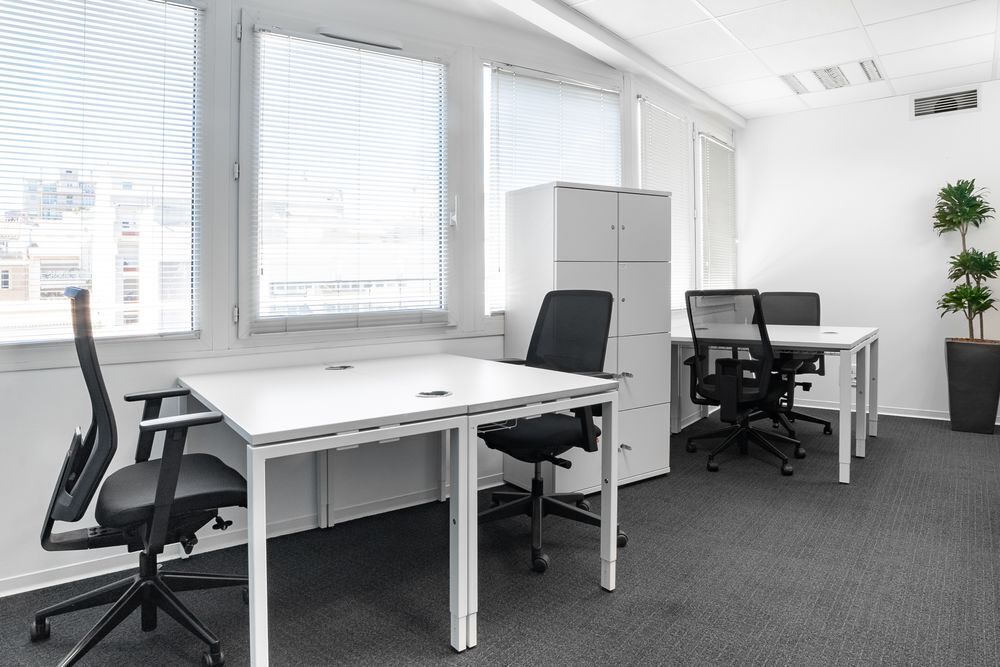   Espace de bureau privé pour 3 personnes à Espace Européen de l'Entreprise  