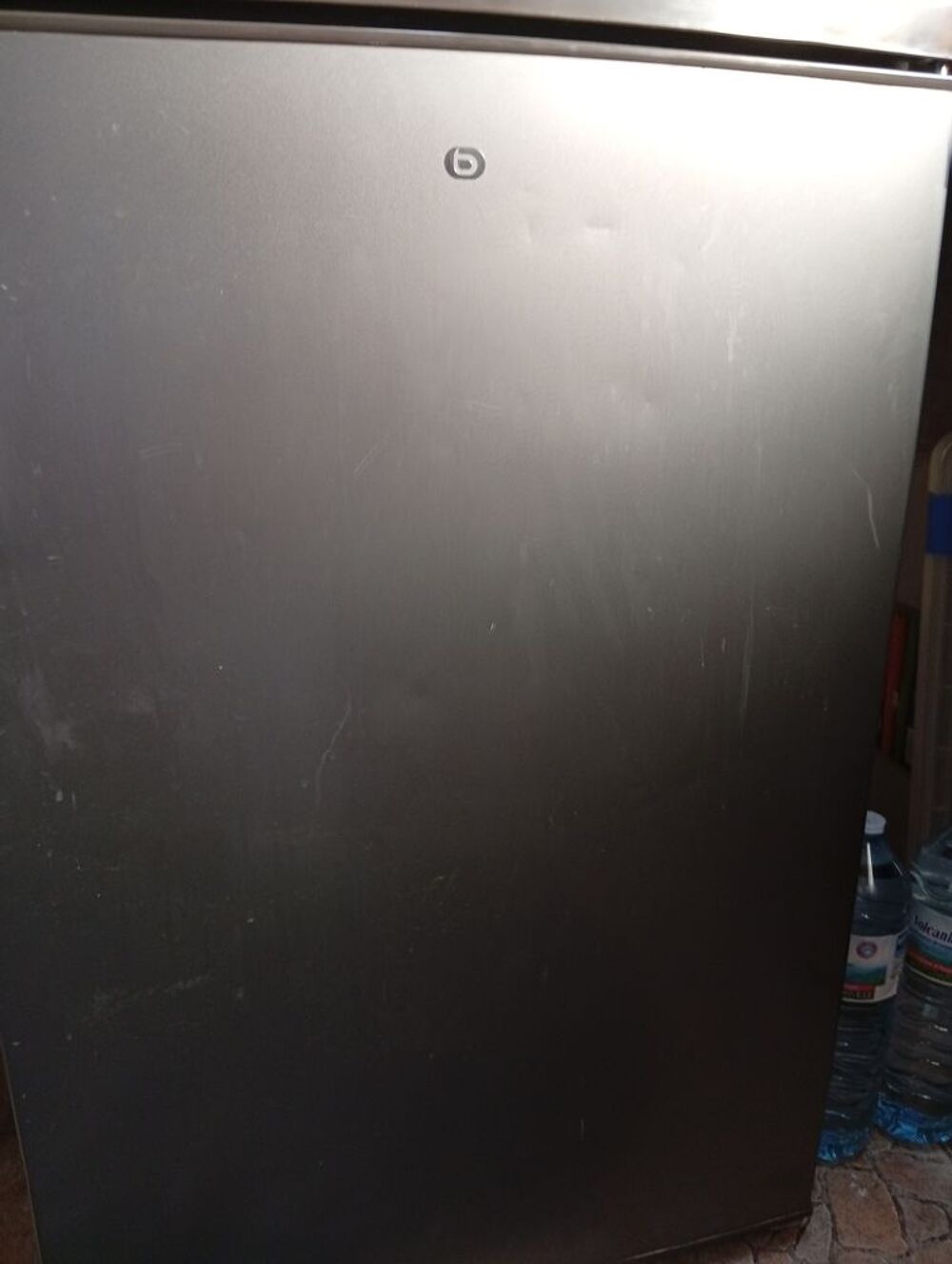 Petit r&eacute;frig&eacute;rateur B Electrom�nager