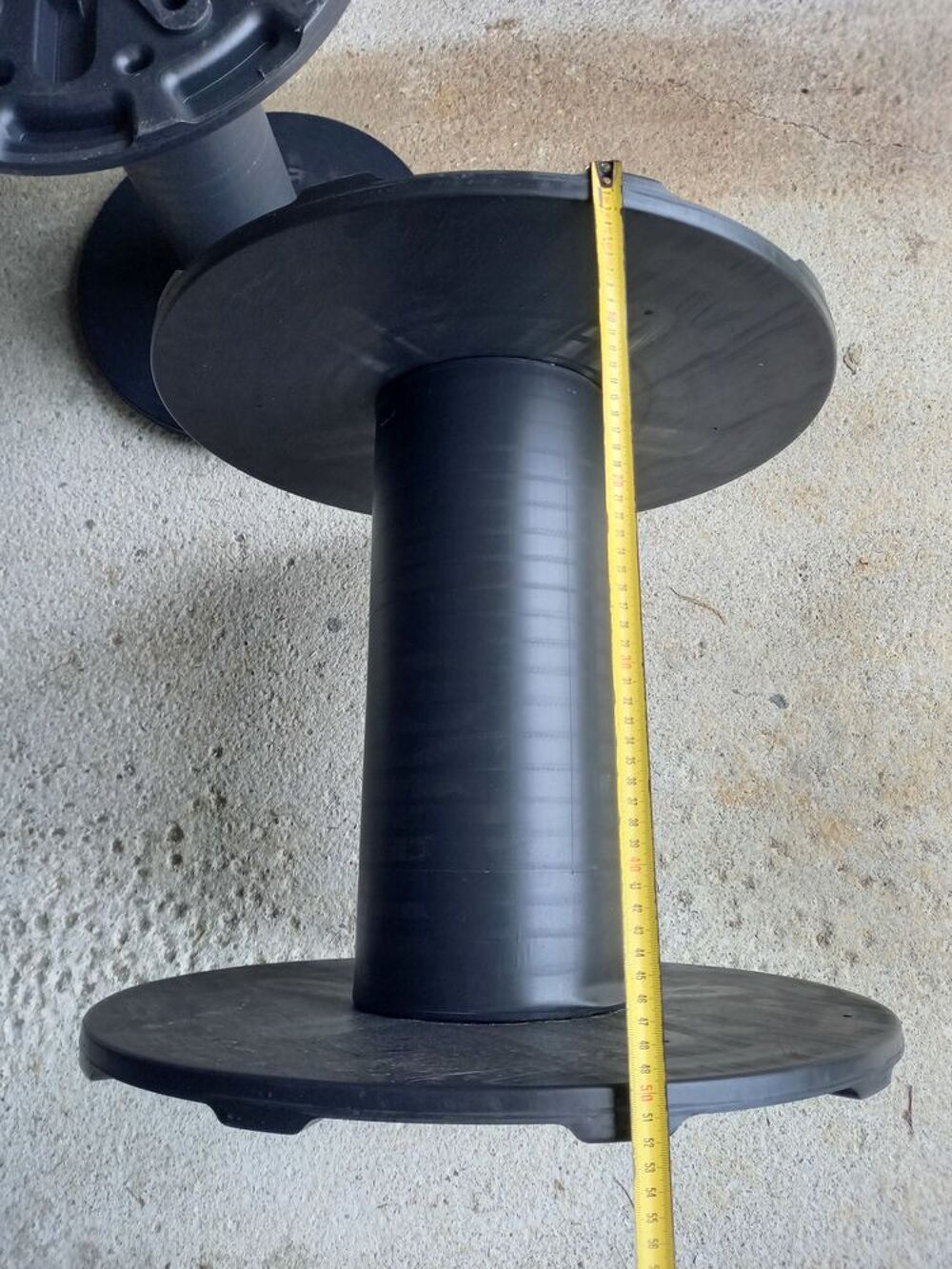Touret plastique noir hauteur 48 et 52cm Bricolage