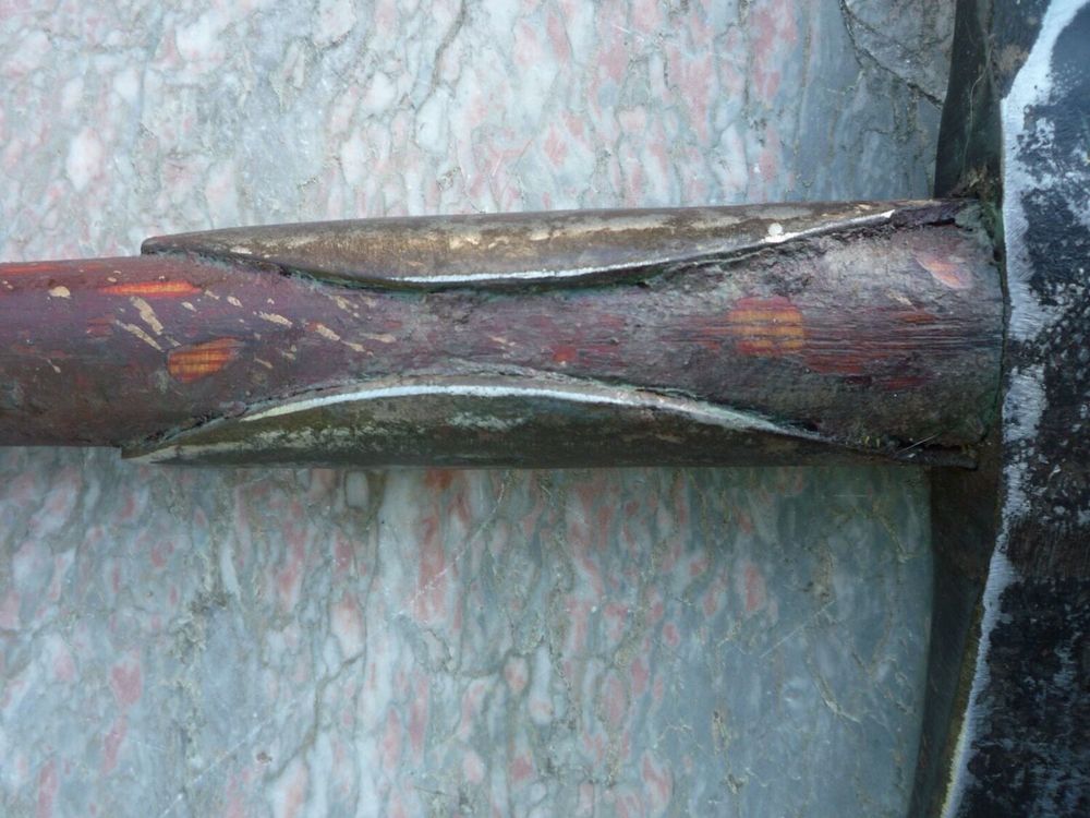 OUTIL ANCIEN, ANCIENNE HACHE DE POMPIER
