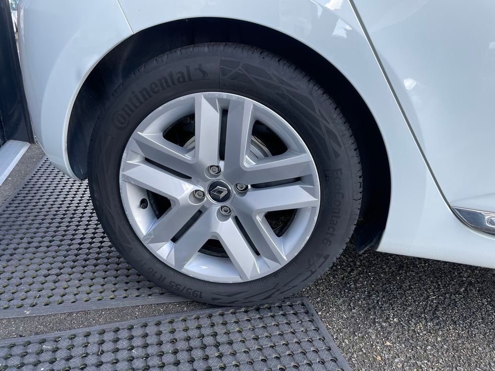 Clio V 1.6 E-TECH 140 5CV BUSINESS 2021 occasion 57260 Dieuze