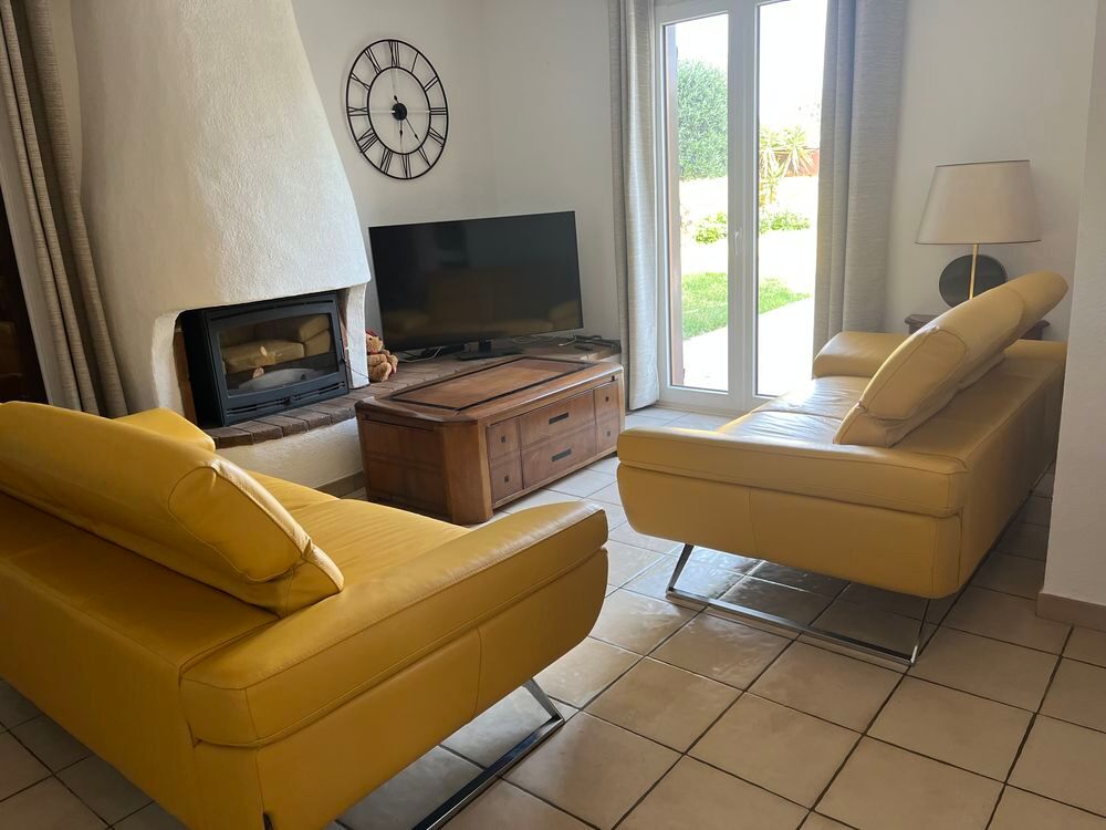 Lot de 2 canap&eacute;s en cuir ch&acirc;teau Dax Meubles